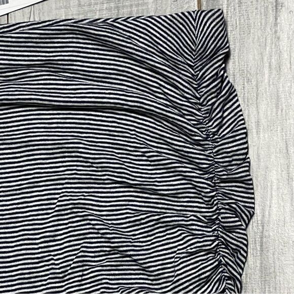 NWT Splendid Navy Blue Ivory Striped Asymmetrical Ruched Stretch Pull On Skirt S - Picture 3 of 9